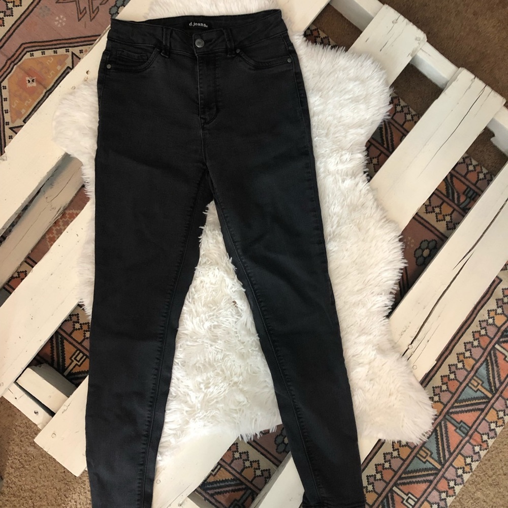 Black skinny jeans; DJEANS